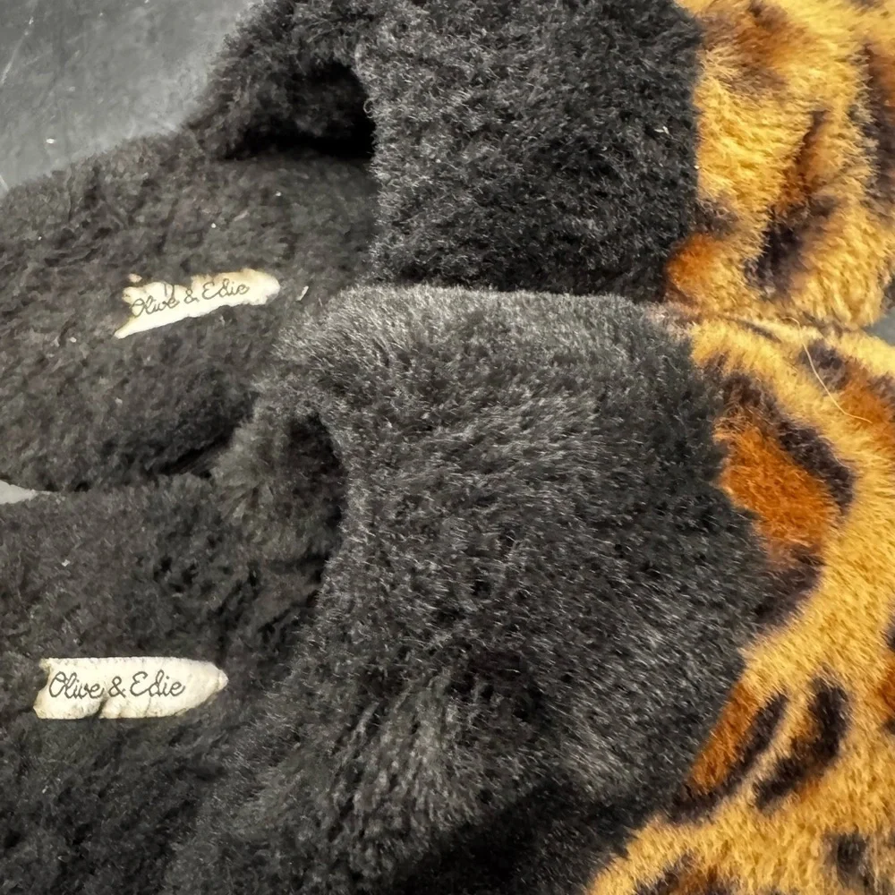 Olive & Edie Cheetah Print Furry Slippers Girls Size 13/1 Rubber Soles Faux Fur